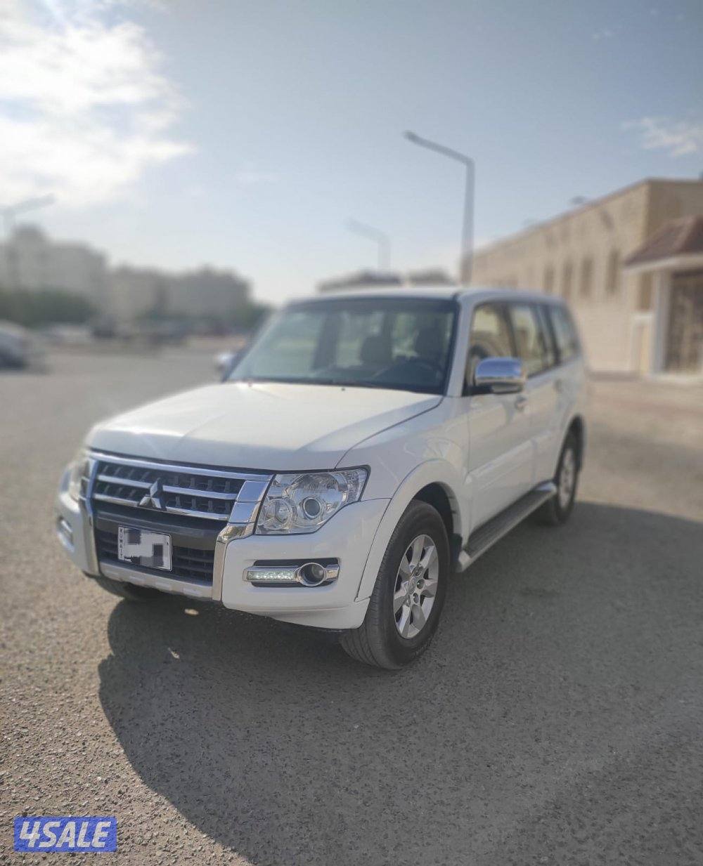 ميتسوبيشي باجيرو موديل 2020 ماشي 124 الف0