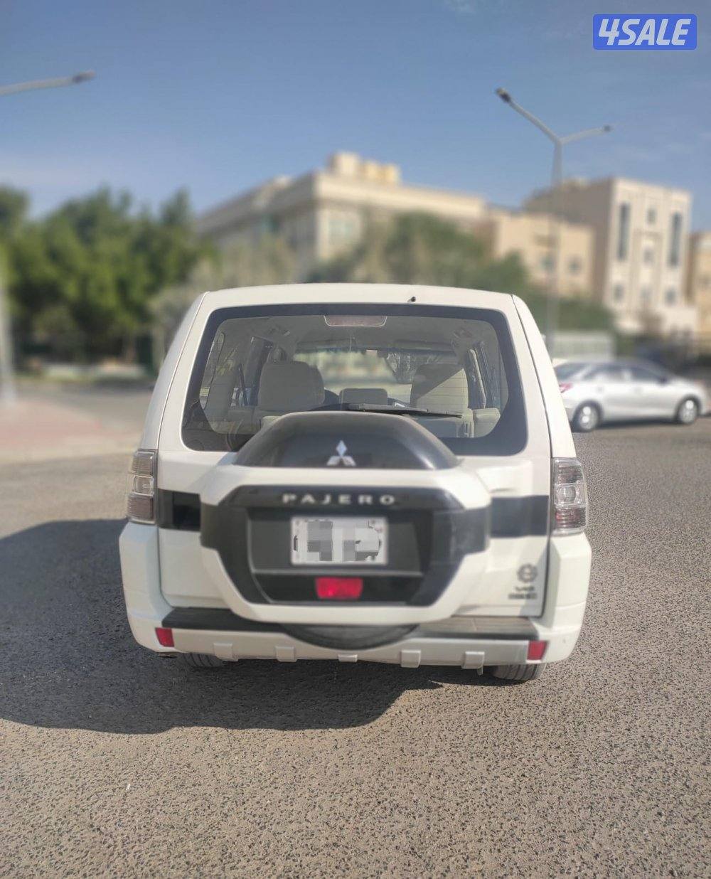 ميتسوبيشي باجيرو موديل 2020 ماشي 124 الف1