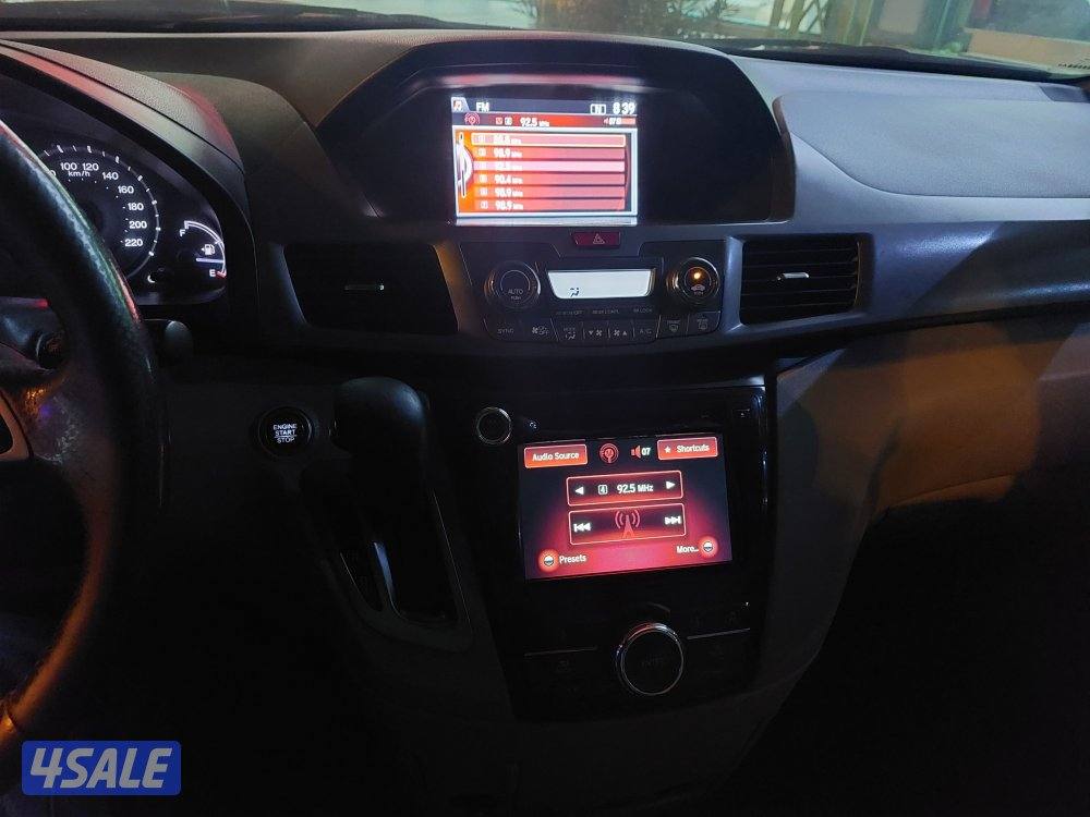 2015 هوندا اوديسي أعلى مواصفات بحالة ممتازة12