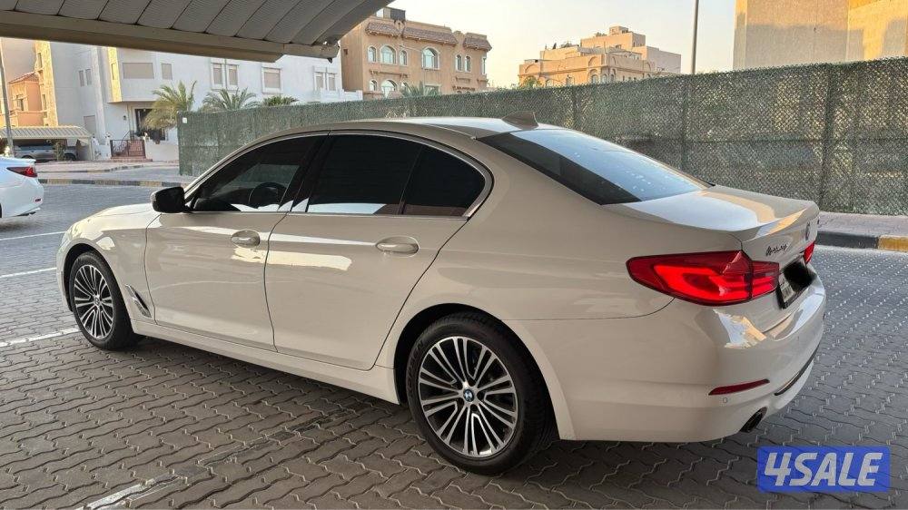bmw 530i sport line0