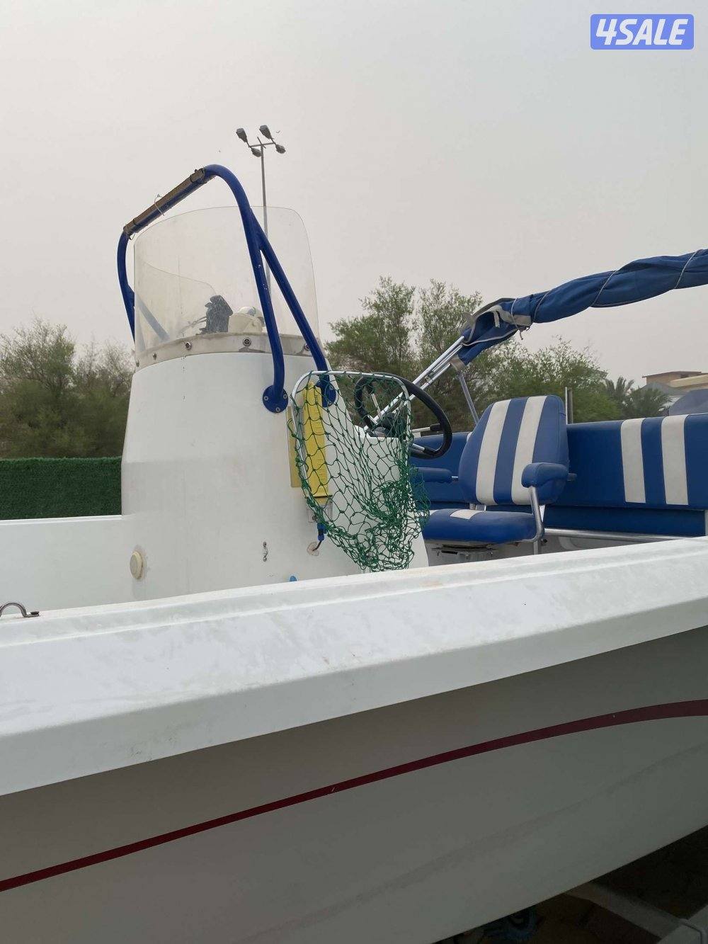 للبيع طراد عماني ٢٠ قدم2