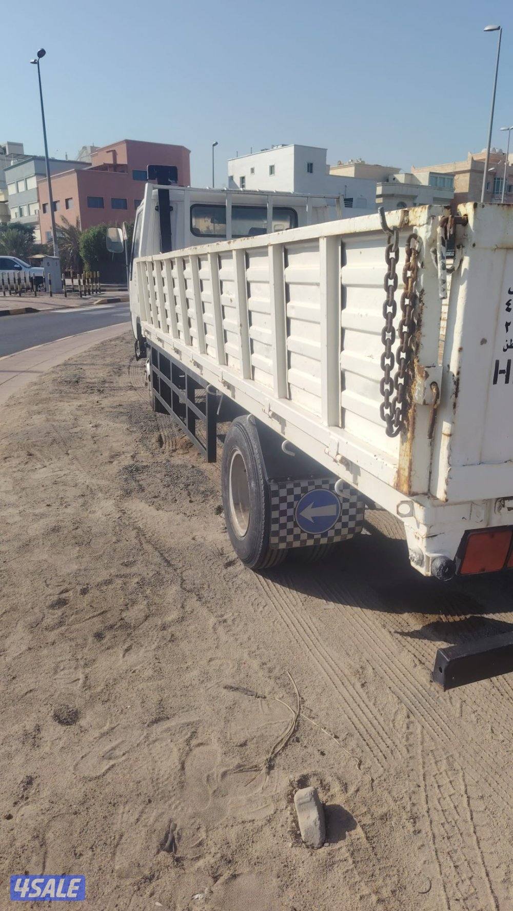 هاف لوري ايشر للبيع او الايجار2