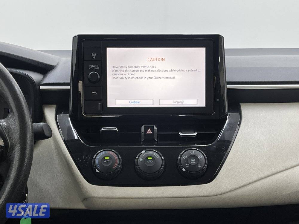 TOYOTA COROLLA 22F04T-L_U6