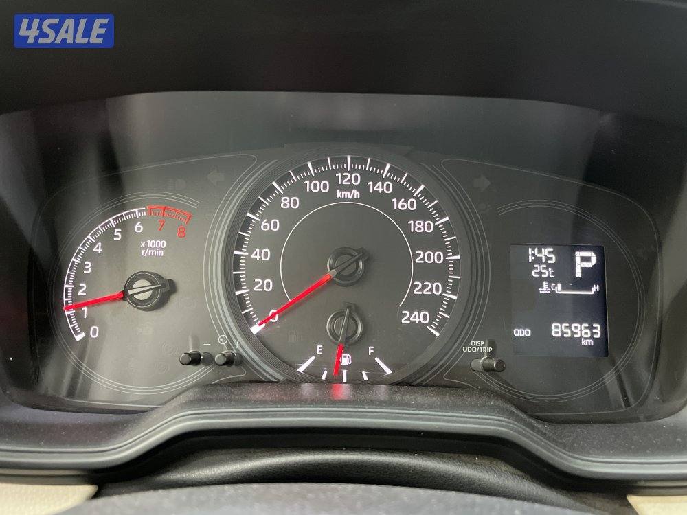 TOYOTA COROLLA 22F04T-L_U4