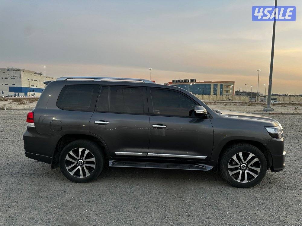 لاند كروزر GX.R-قراند تورينق .V83