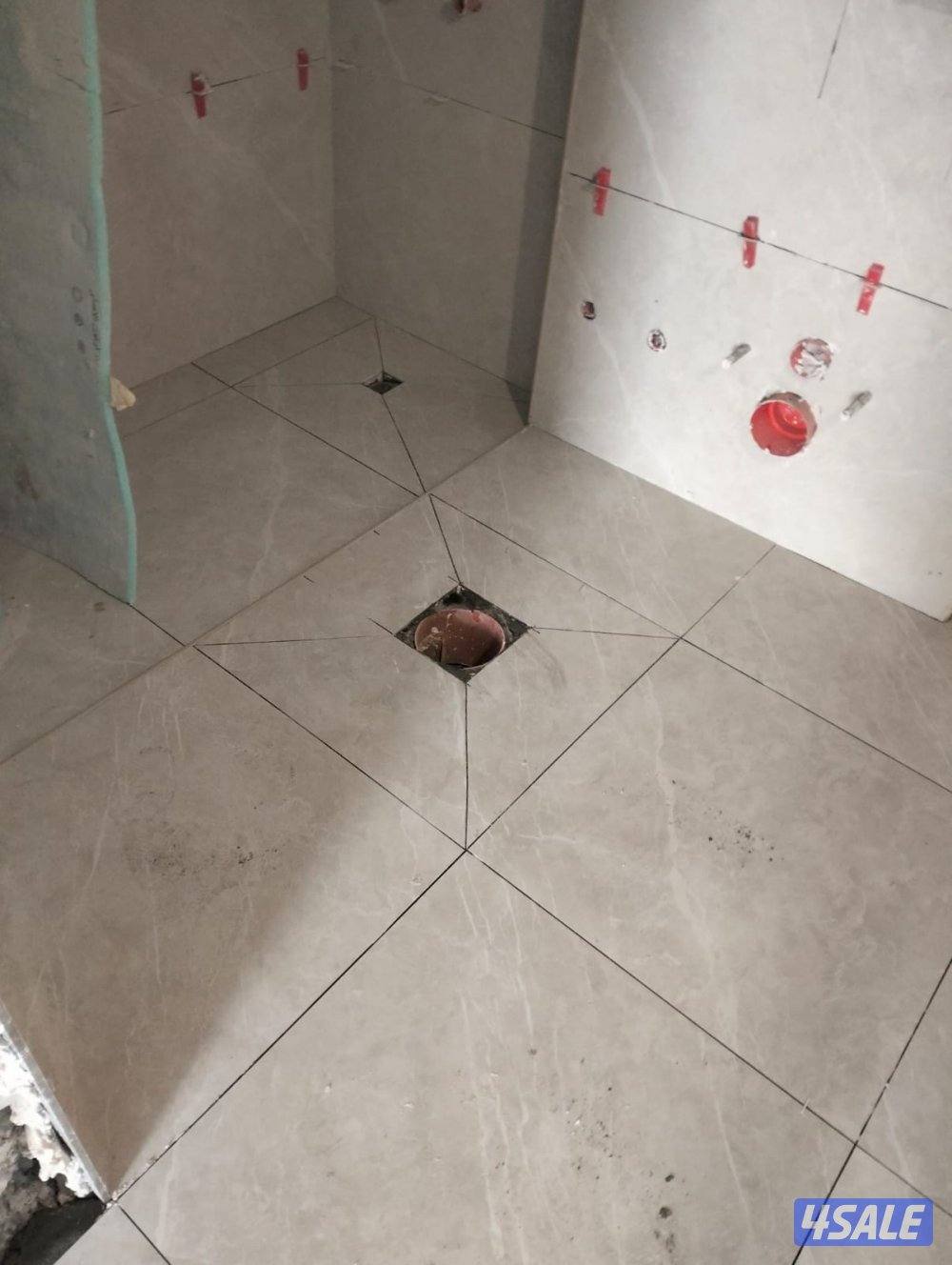 معلم تركيب سراميك بورسلان تركيب حمامات تركيب مطابخ تكسير او تركيب فوق0