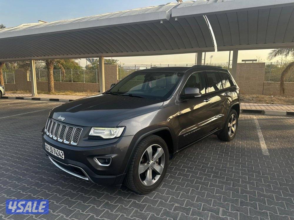 جراند شيروكي ٢٠١٥ نظيفة جدا للبيع1