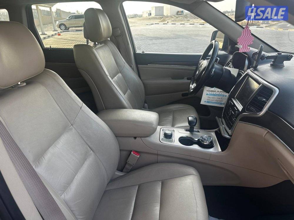 جراند شيروكي ٢٠١٥ نظيفة جدا للبيع6