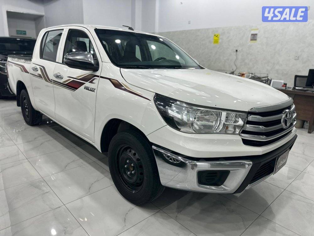 هايلوكس موديل ٢٠١٩ جير عادي ماشي ١٩٩ ألف كم2