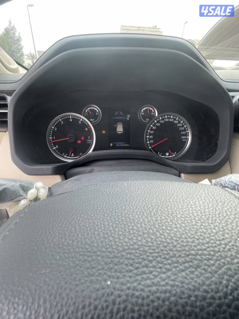 للبيع لاندكروزر ايرو اس تون تيربو ٢٠٢٣ gxr  شرط الفحص صبغ الوكاله6