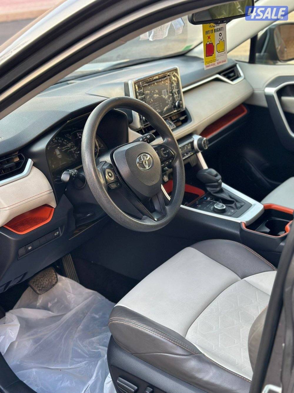 تويوتا راف 4 ٢٠١٩ الساير عداد ٨٠ ألف شرط الفحص قير مكينه شاصي غير جيد2