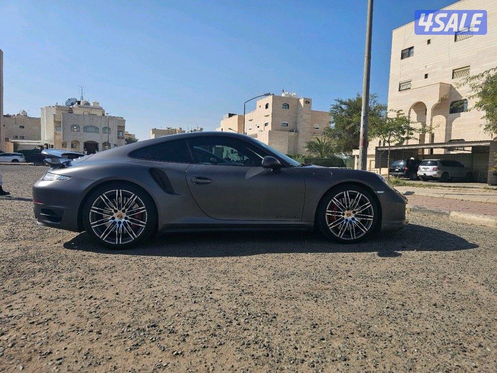 Porsche 911 turbo0
