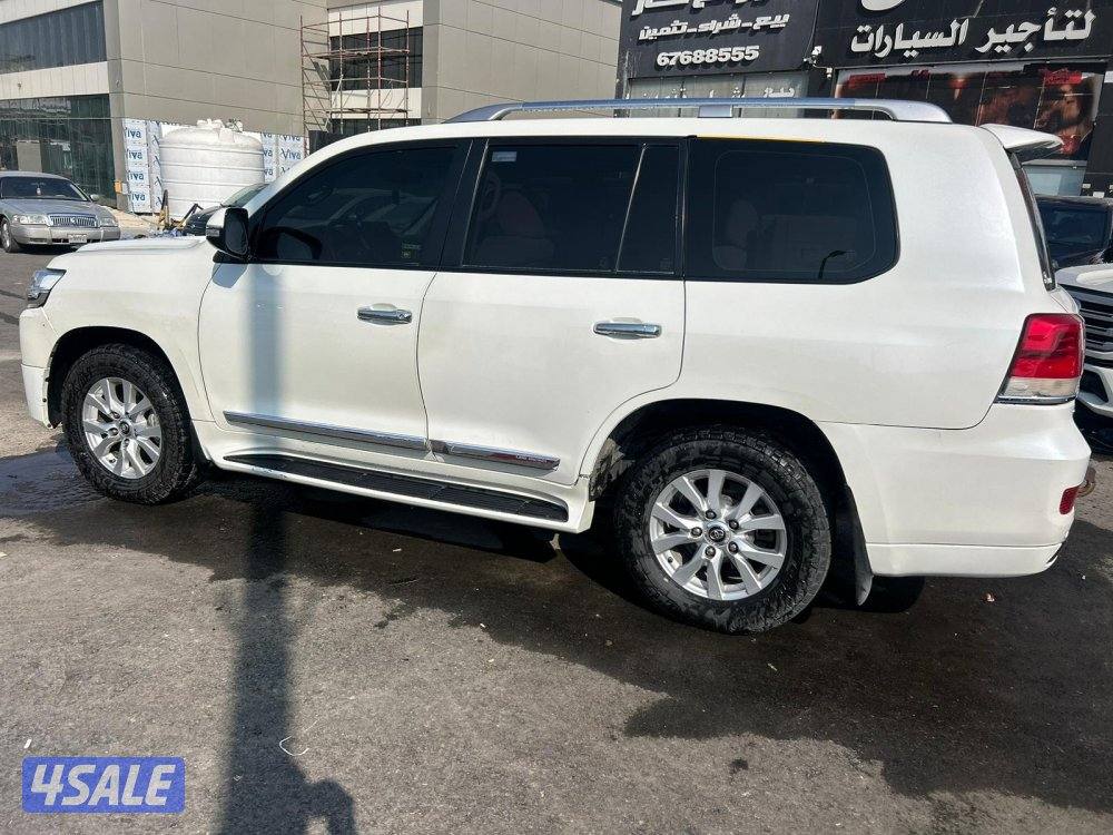 تويوتا لاند كروزر GX.R-V82