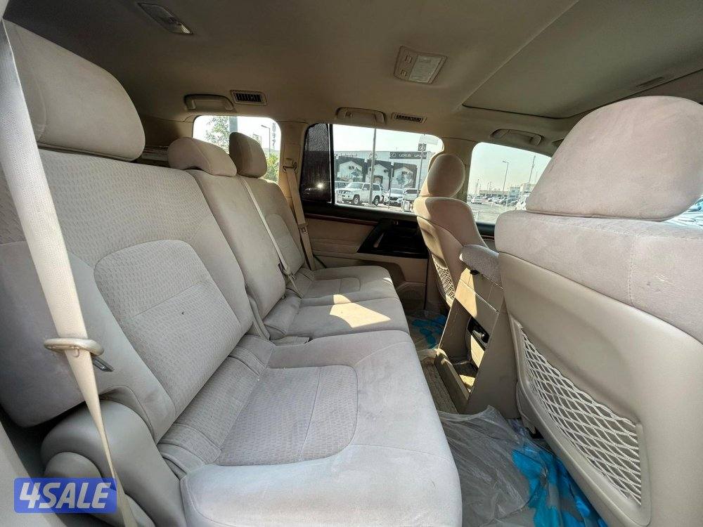 تويوتا لاند كروزر GX.R-V84