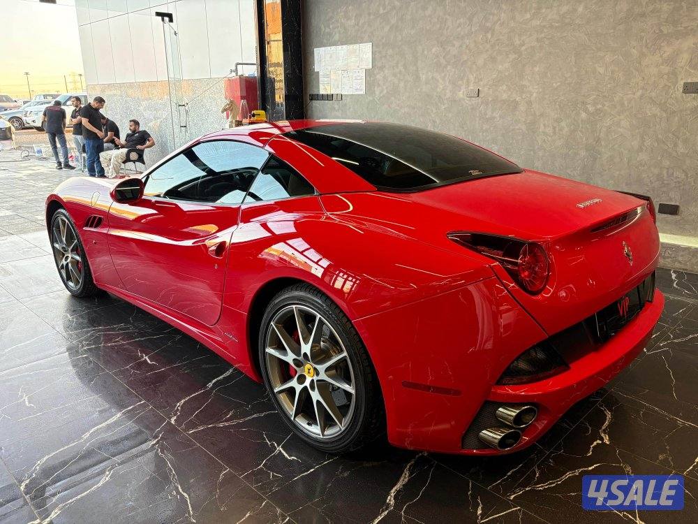 فيراري كاليفورنيا5