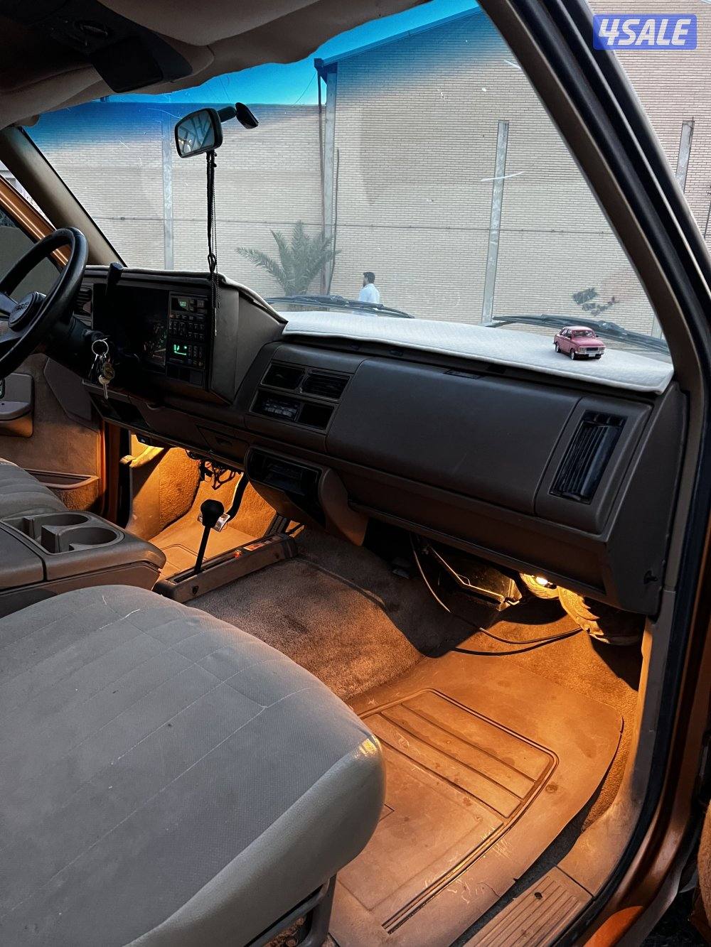 للبيع يوكن 19942