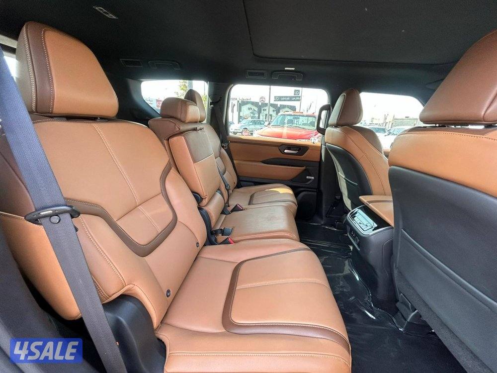 نيسان باترول تيتانيوم.V64