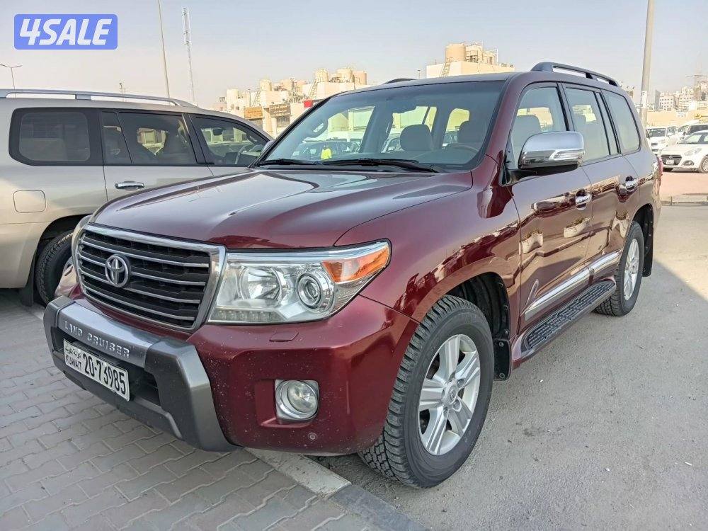 لاند كروز GX.R V8 ٢٠١٣ الساير عداد ٢١٠ ألف شرط الفحص صبغ وكاله كامل0