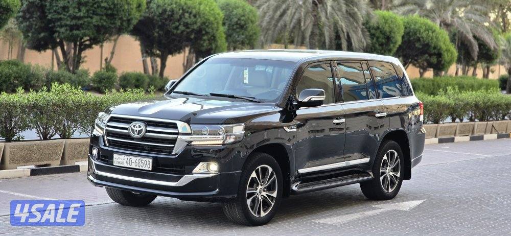 للبيع لاندكروز GXR 8 سلندر قراند تورنق
 موديل 2020 وارد الوكاله0