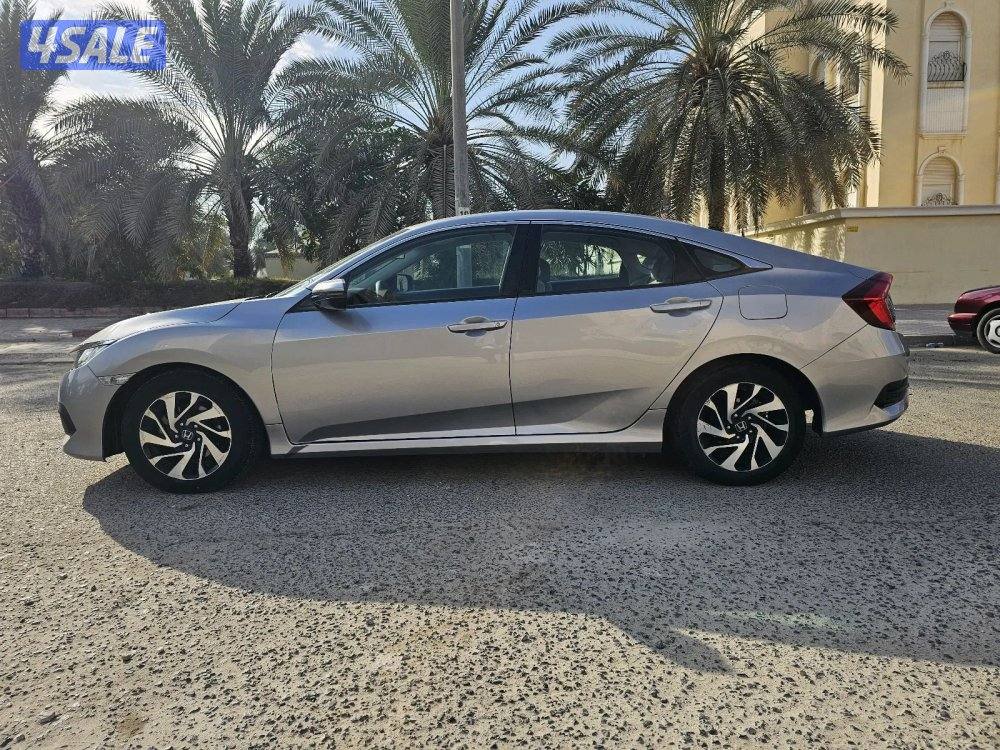 Honda Civic LX 20175