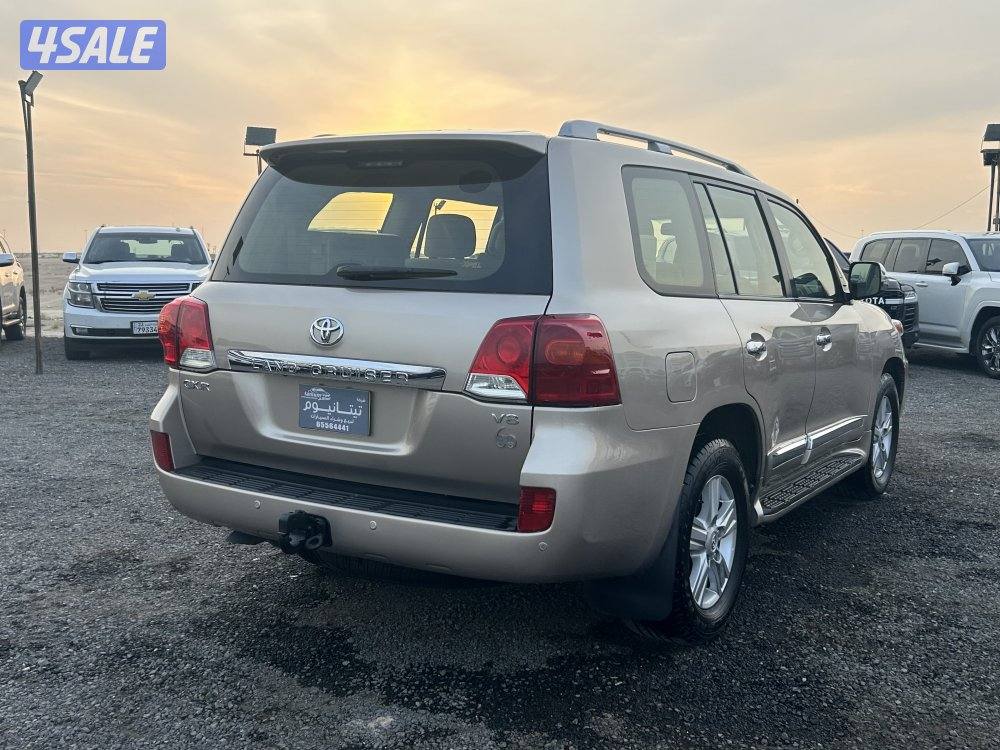 للبيع لاند كروزر 20143