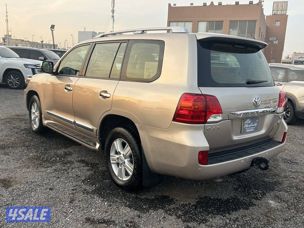 للبيع لاند كروزر 20145