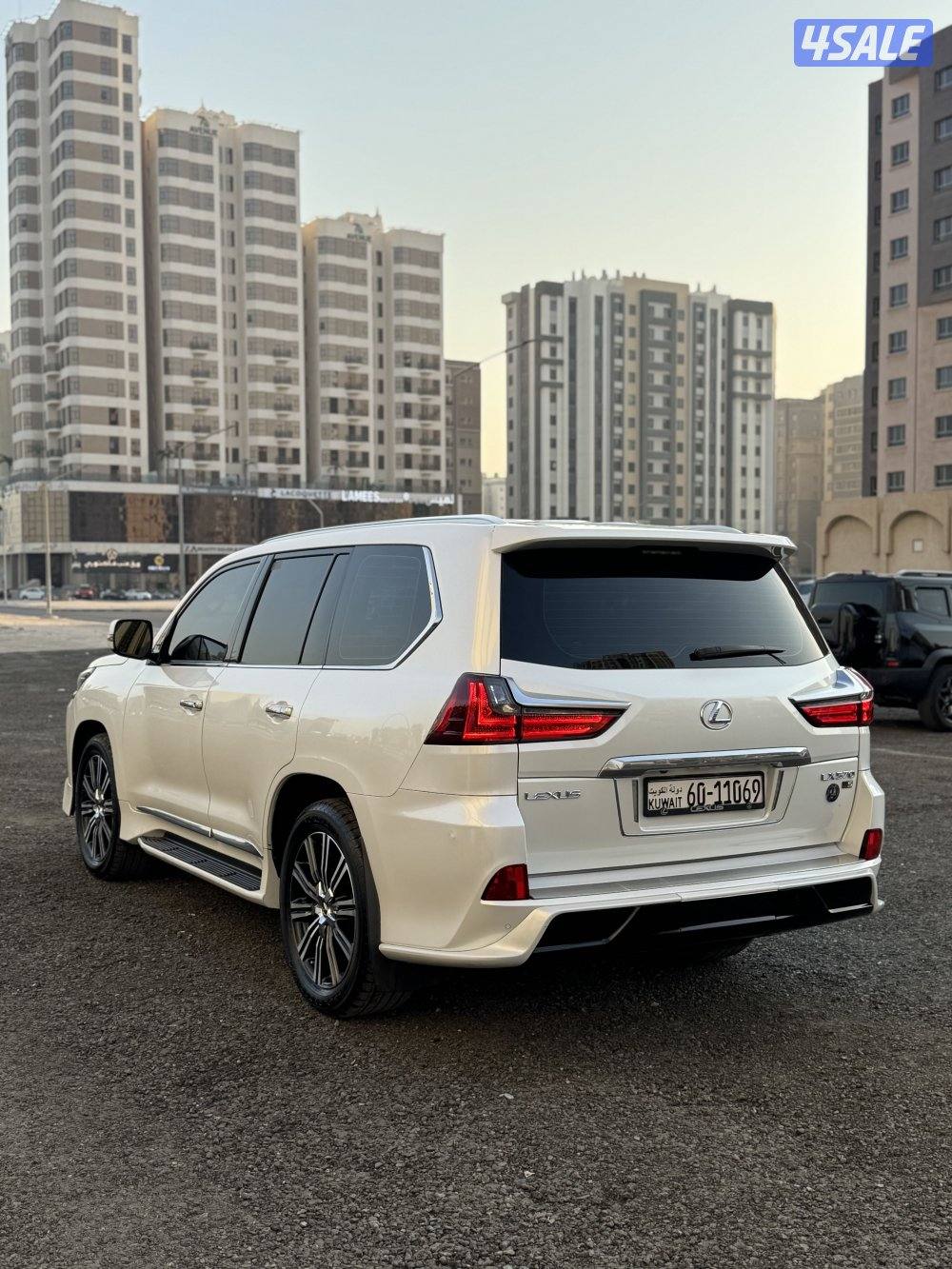 لكزس 570 LX2