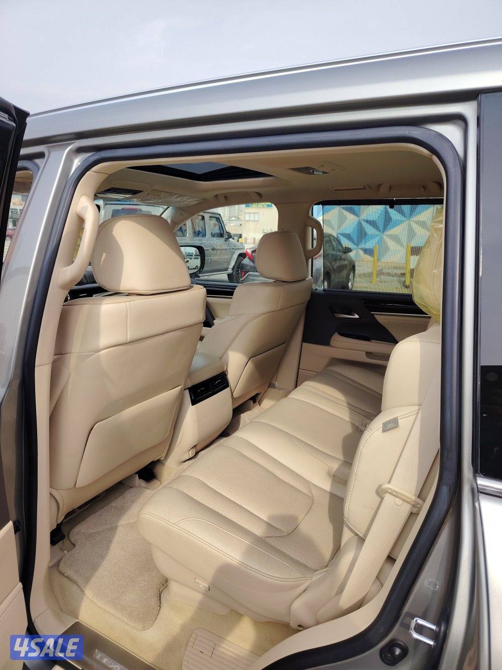 لكزسLX570 ٢٠١٦ الساير ماشي٩١ الف6