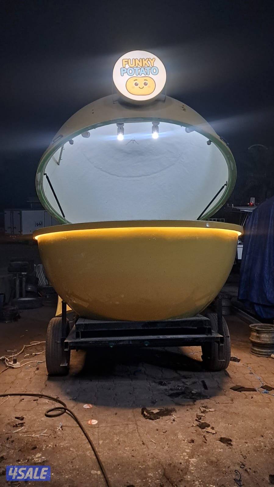 للبيع فود ترك ( قلص) يصلح لكذا نشاط بيعه سريعه4