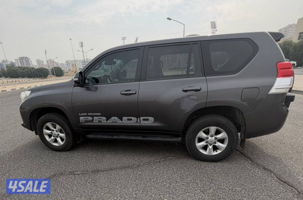 رمادي 2012 ماشي347 الف بحالة جيدا شاشه كاربلاي كاميره خلفيه3