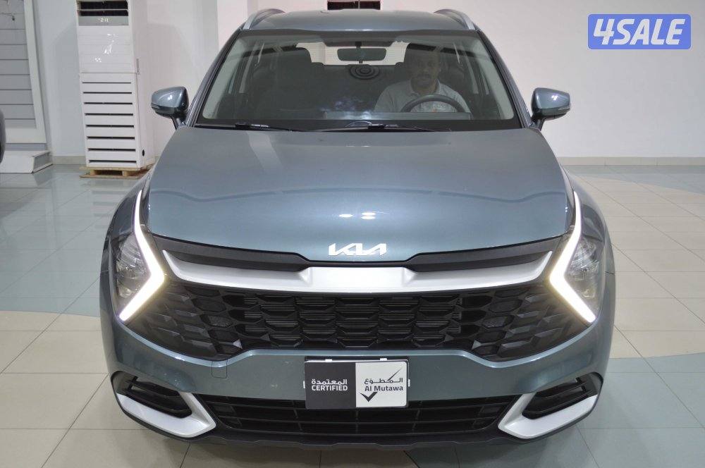 Kia Sportage 2023 – 2.0L 4-Cylinder (Excellent Condition)1