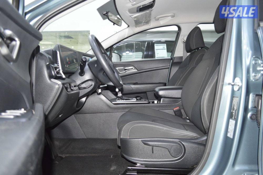 Kia Sportage 2023 – 2.0L 4-Cylinder (Excellent Condition)10