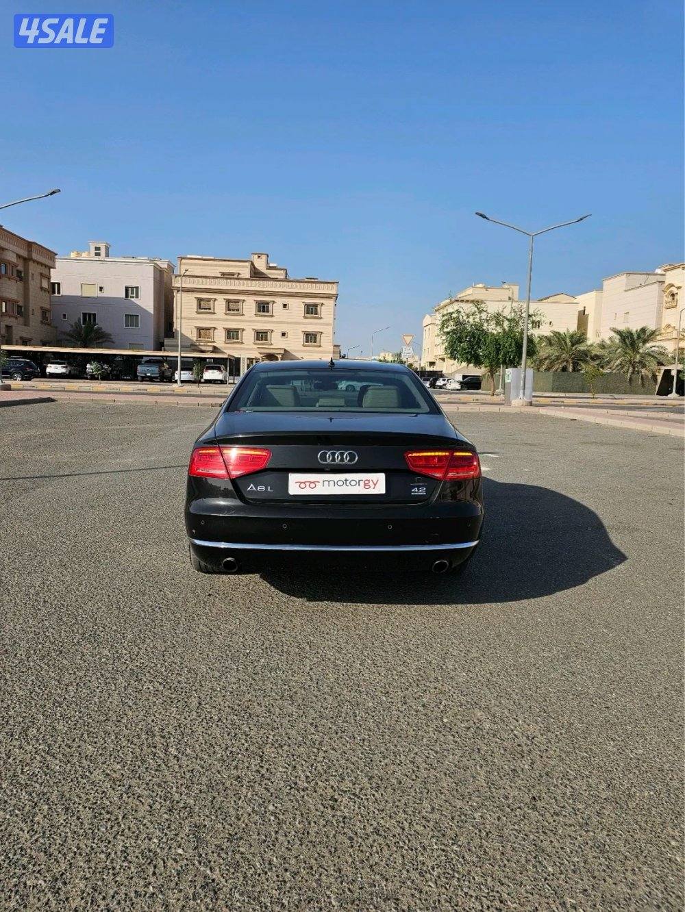 Audi A8 L9