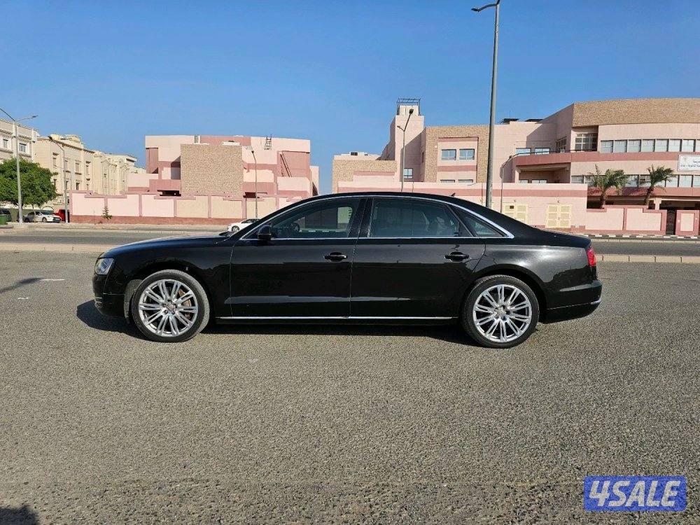 Audi A8 L12