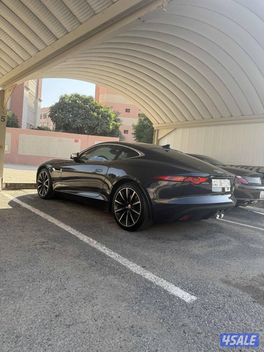 للبيع جاكوار7