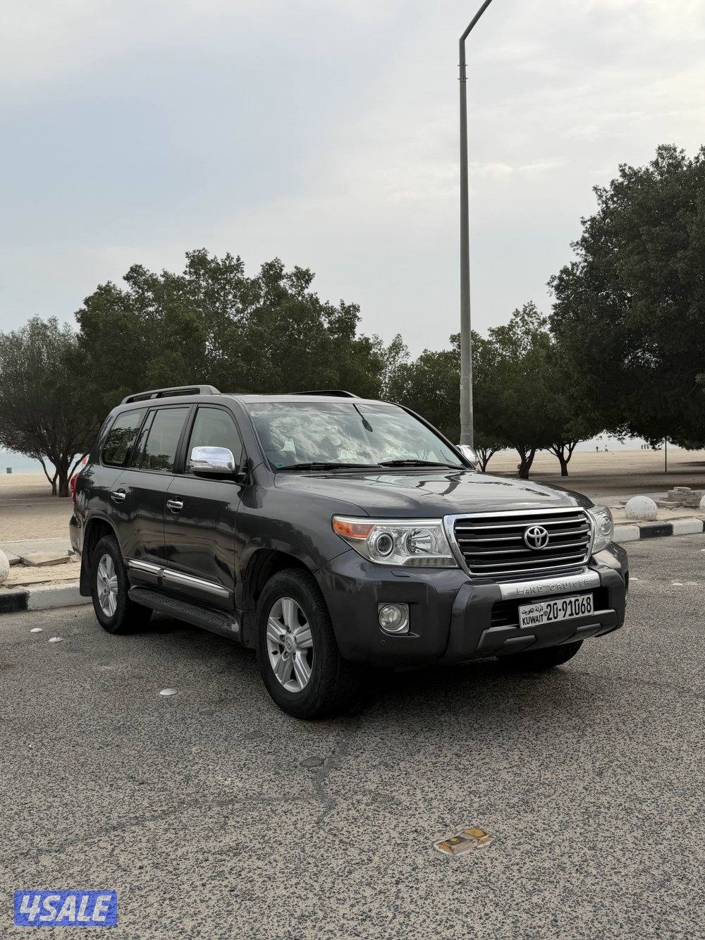 تويوتا لاند كروزر1