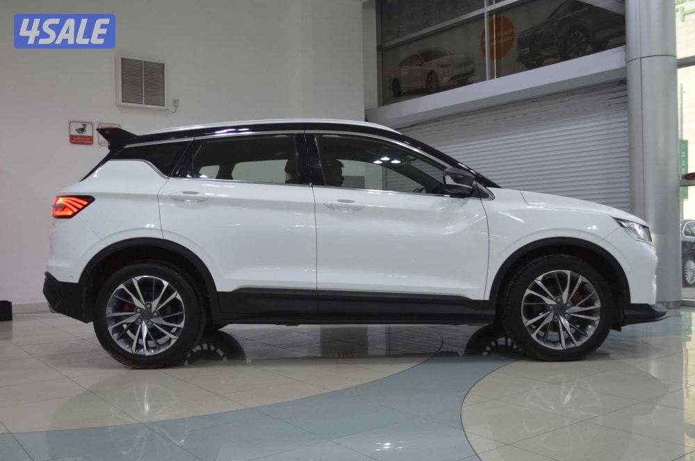 Geely Coolray 2023 – Excellent Condition4