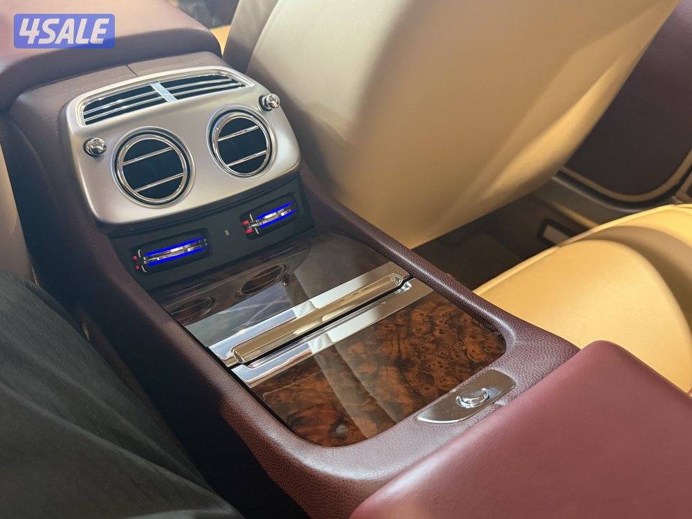 ROLLS ROYCE WRAITH _ عداد قليل _ وارد الغانم _ صبغ الوكاله اوردر خاص12