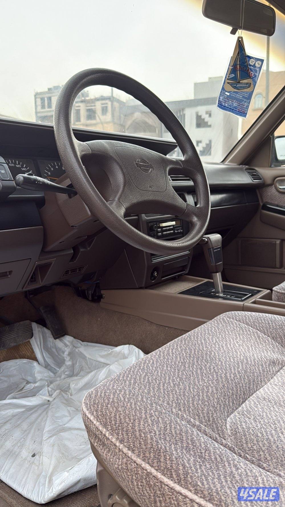 نيسان سدرك موديل 19995