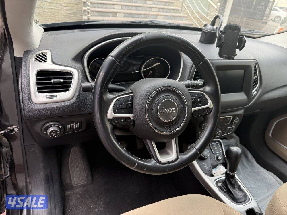 للبيع جيب كومباس8