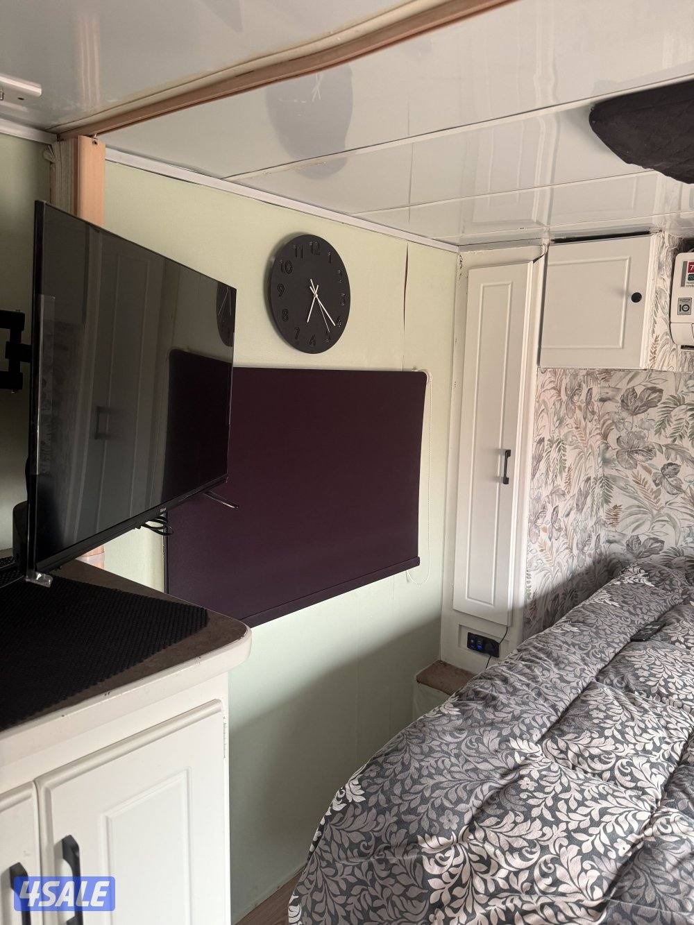 للبيع كرفان امريكي9