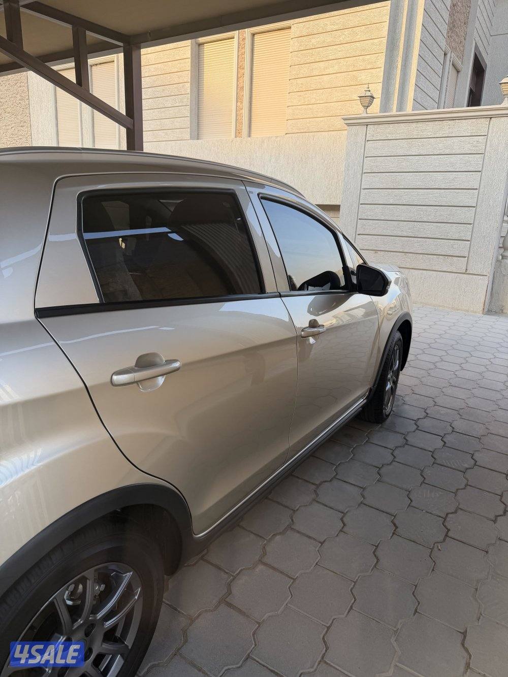 للبيع جيب جيلي صغير2