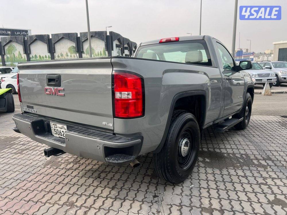 سيرا GMC SLE1