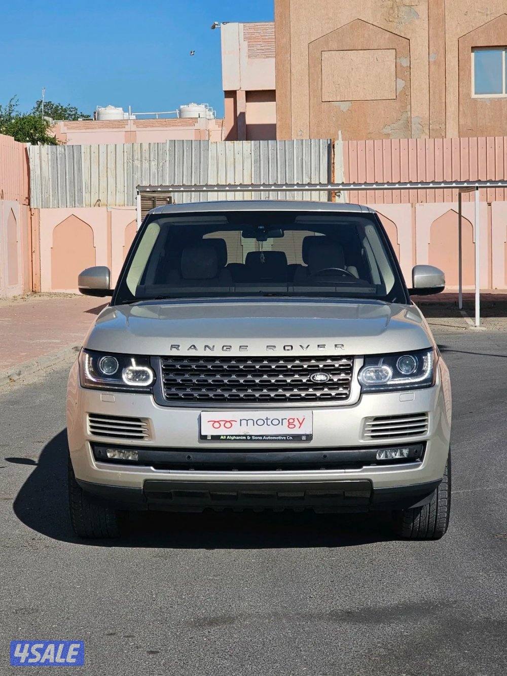 للبيع رينج روڤر ڤوج موديل 20141