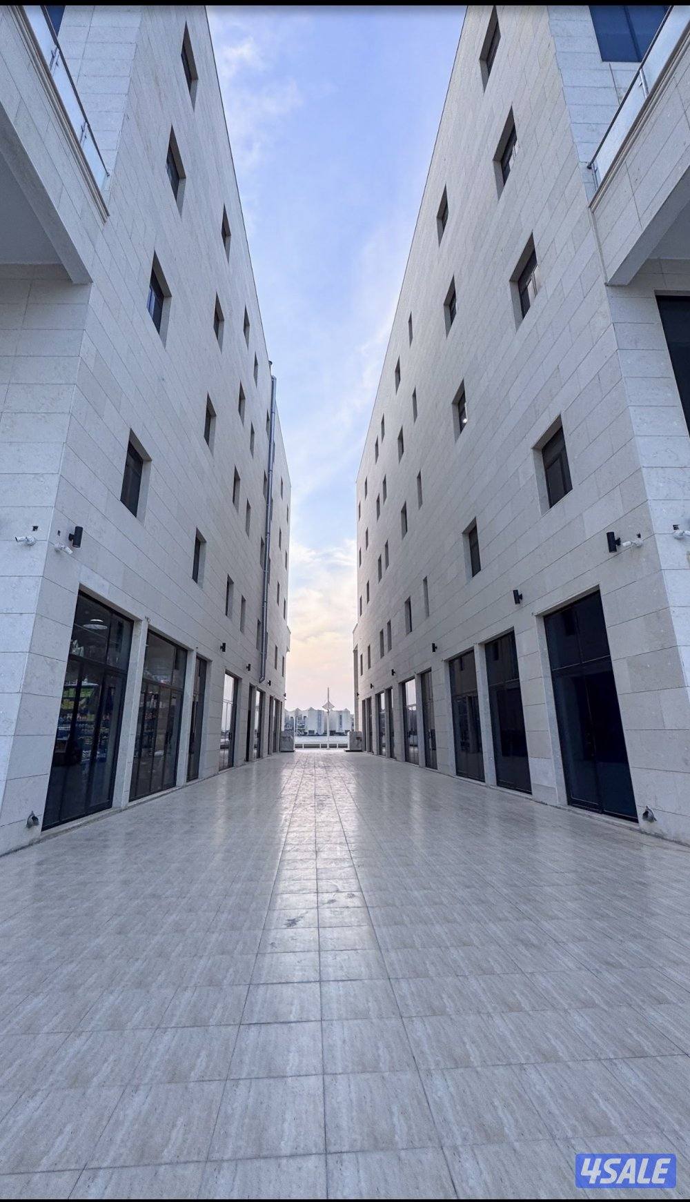 مكاتب للايجار بالخيران دور اول مع رقم الي اسعار تبدا من 1901