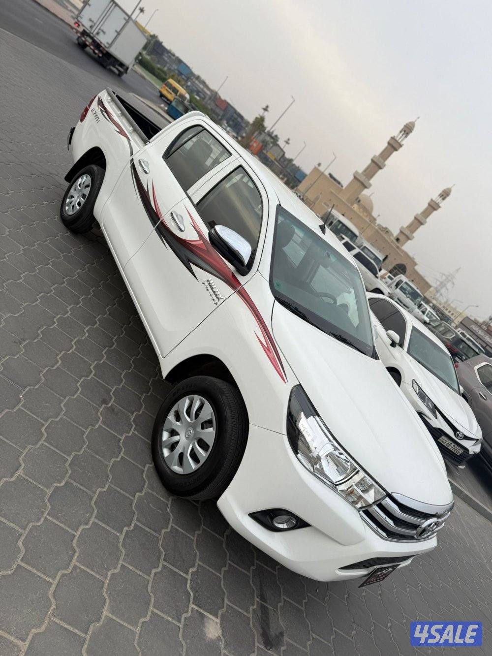 النشاما لبيع وشراء تويوتا هايلكس0