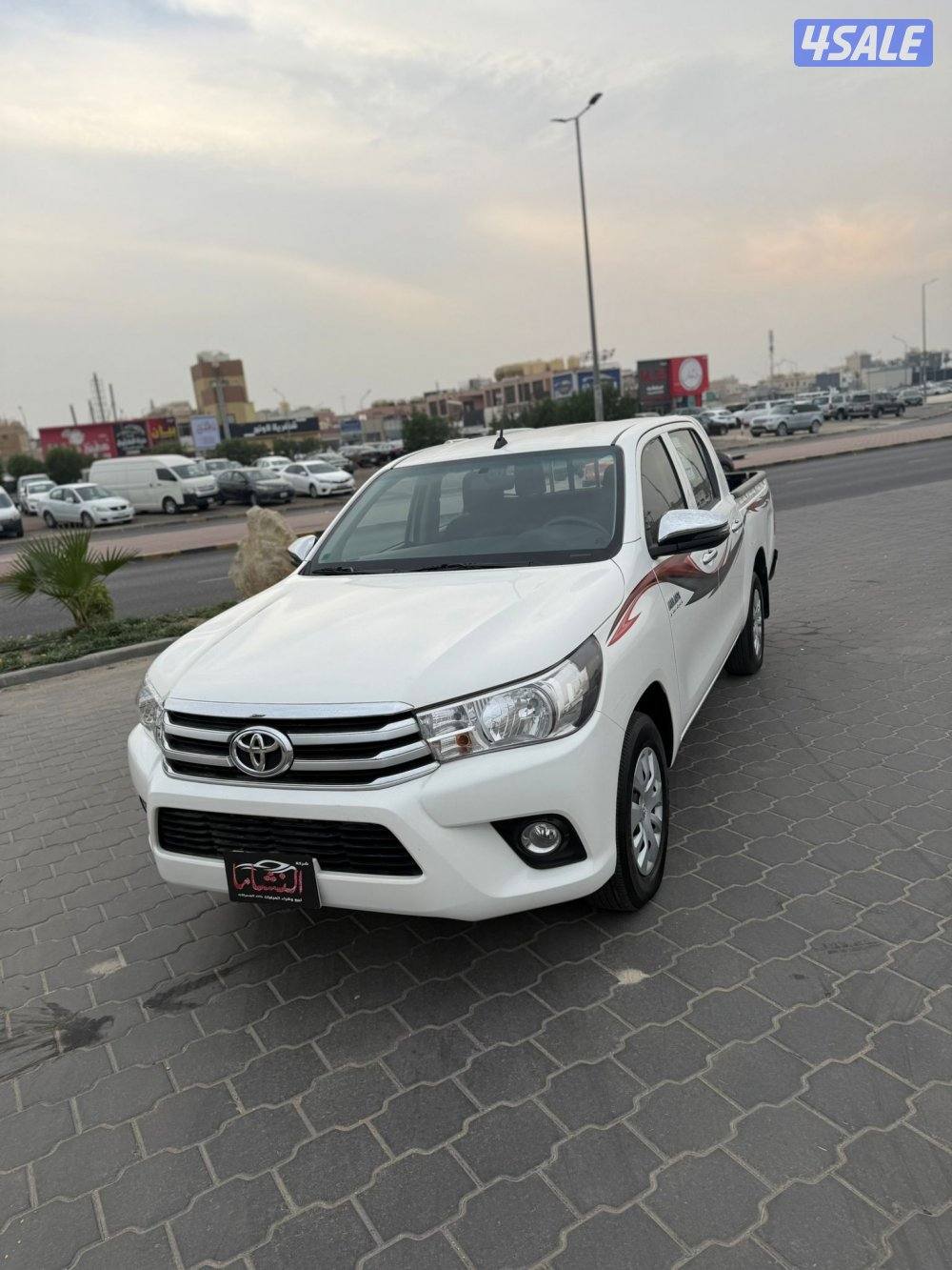 النشاما لبيع وشراء تويوتا هايلكس6