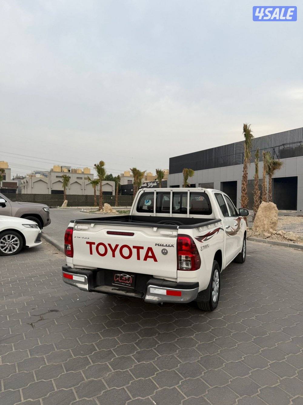 النشاما لبيع وشراء تويوتا هايلكس7