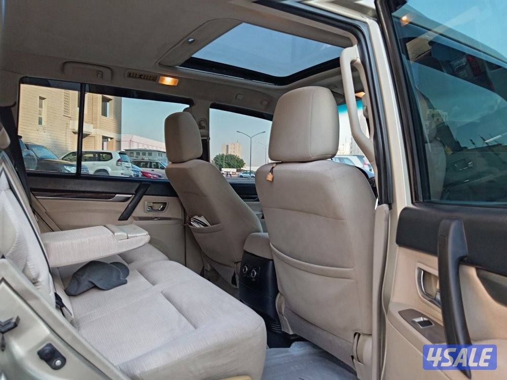 للبيع باجيرو فل اوبشن موديل 20103