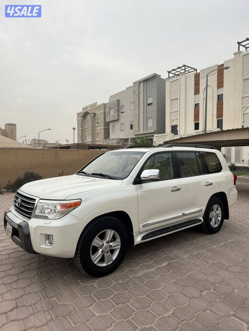 لاند كروزر 2014 عداده 260 صبغ الوكاله5